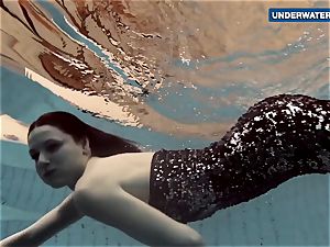 showcasing bright breasts underwater makes everyone wild