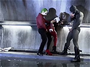 porno parody DC hardcore - anal three way in Gotham's ass-pipe